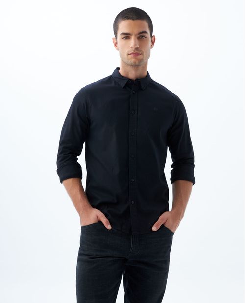 Camisa con botones para hombre