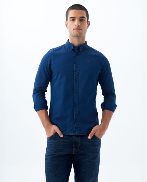 Camisa con cuello clásico para hombre