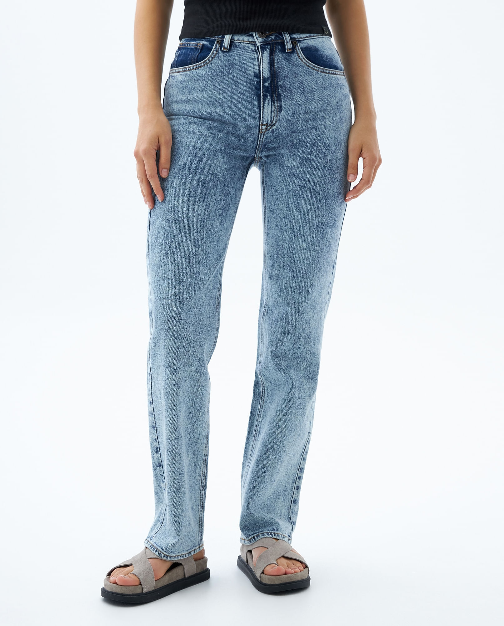 image-01f9c0e7d33e4376b5ec4a73744ca365