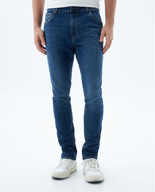 Jean Tapered fit tono medio para hombre