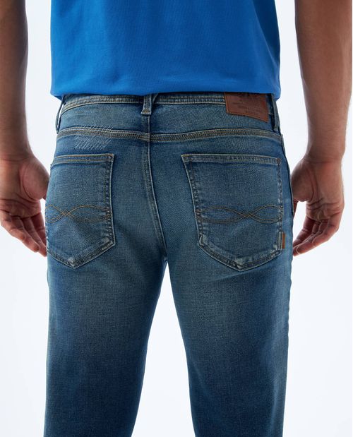 Jean slim con rotos para hombre