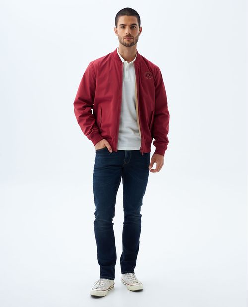 Jean slim tono oscuro para hombre