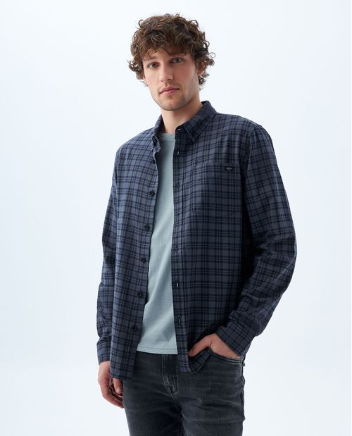 Camisa con diseño a cuadros para hombre