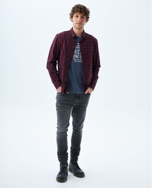 Camisa con diseño a cuadros para hombre