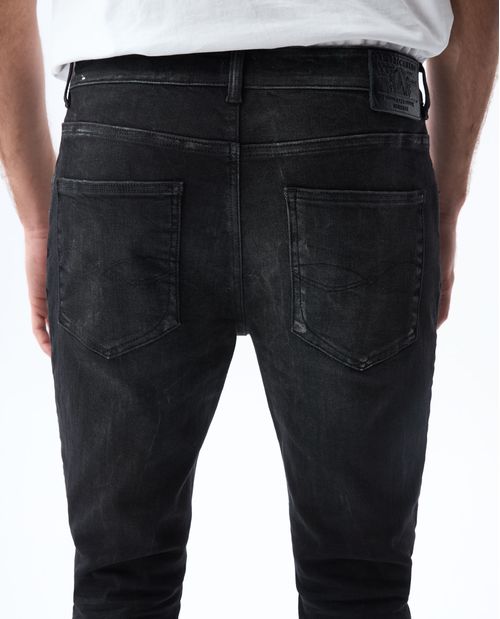Jean Skinny tono negro para hombre