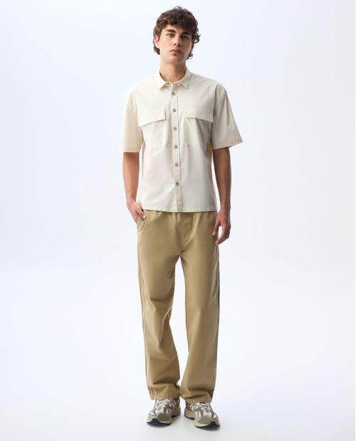 Camisa tipo Boxy con bolsillos para hombre