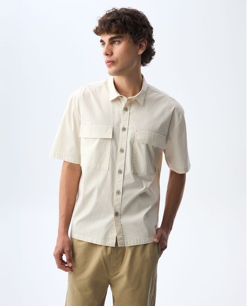 Camisa tipo Boxy con bolsillos para hombre