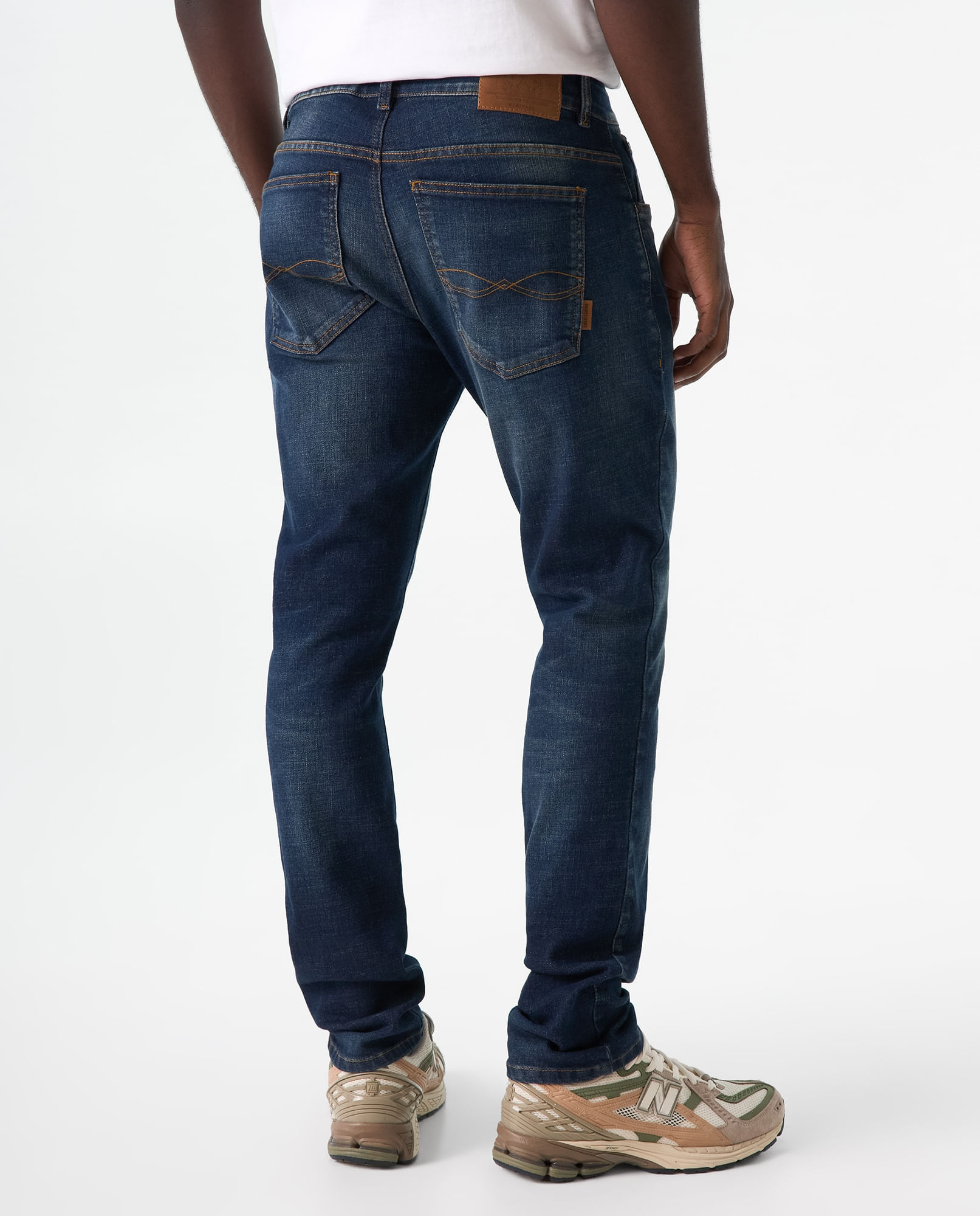 image-0a0dd8ca9d2d466886db3455151e5195