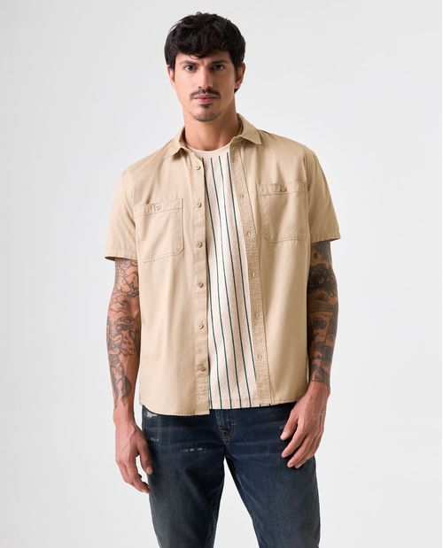 Camisa Slim con doble bolsillo para hombre