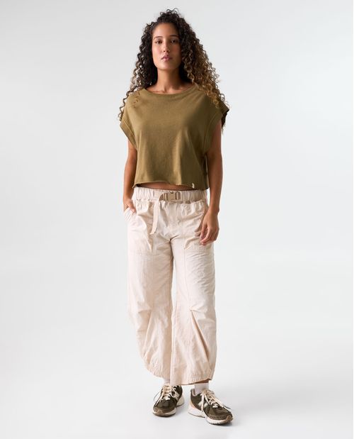 Camiseta con escote en espalda para mujer