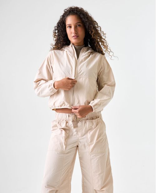 Chaqueta rompevientos con mangas desmontables para mujer