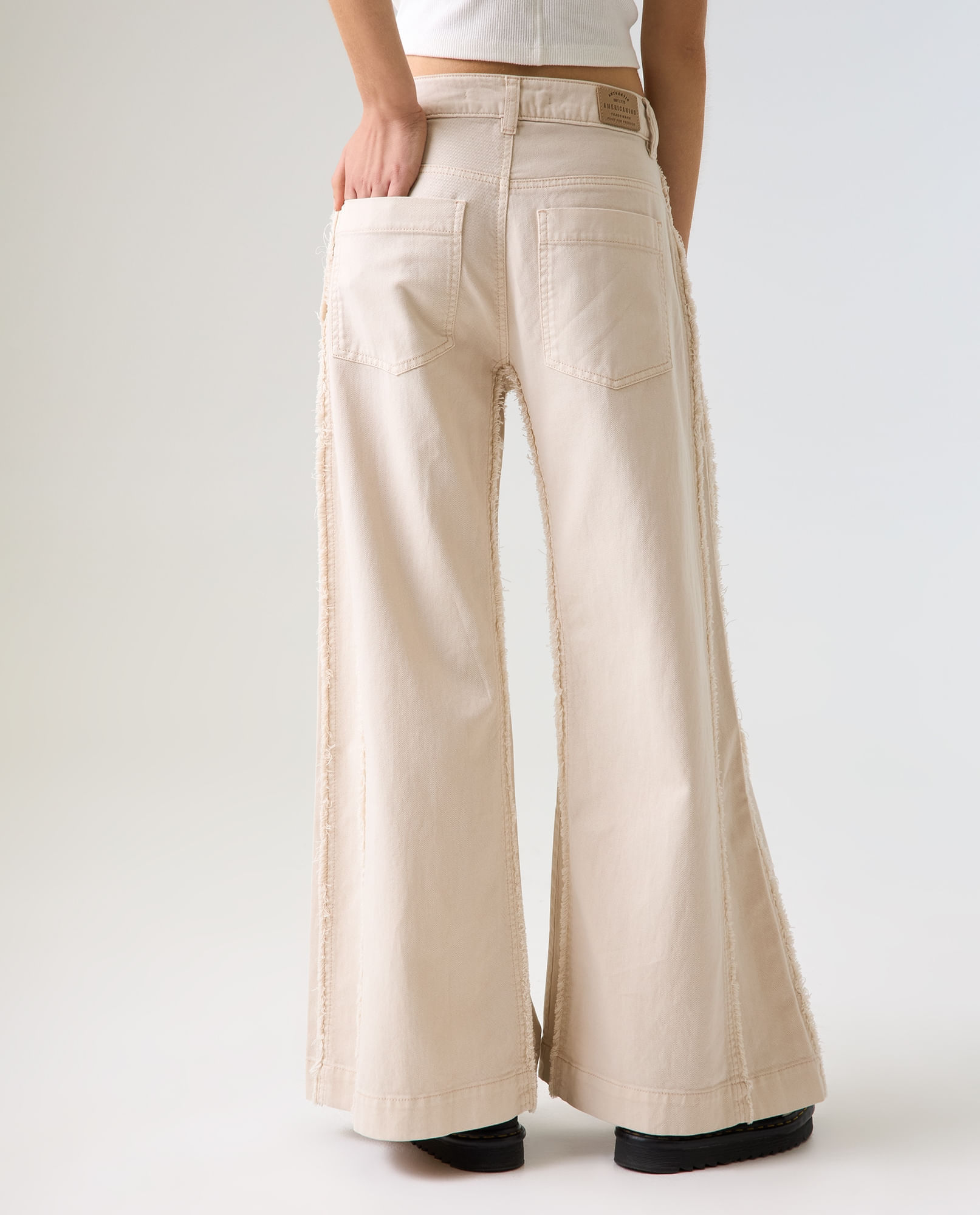 image-ae9d816a3f43477ba27072c3d7da6c3f