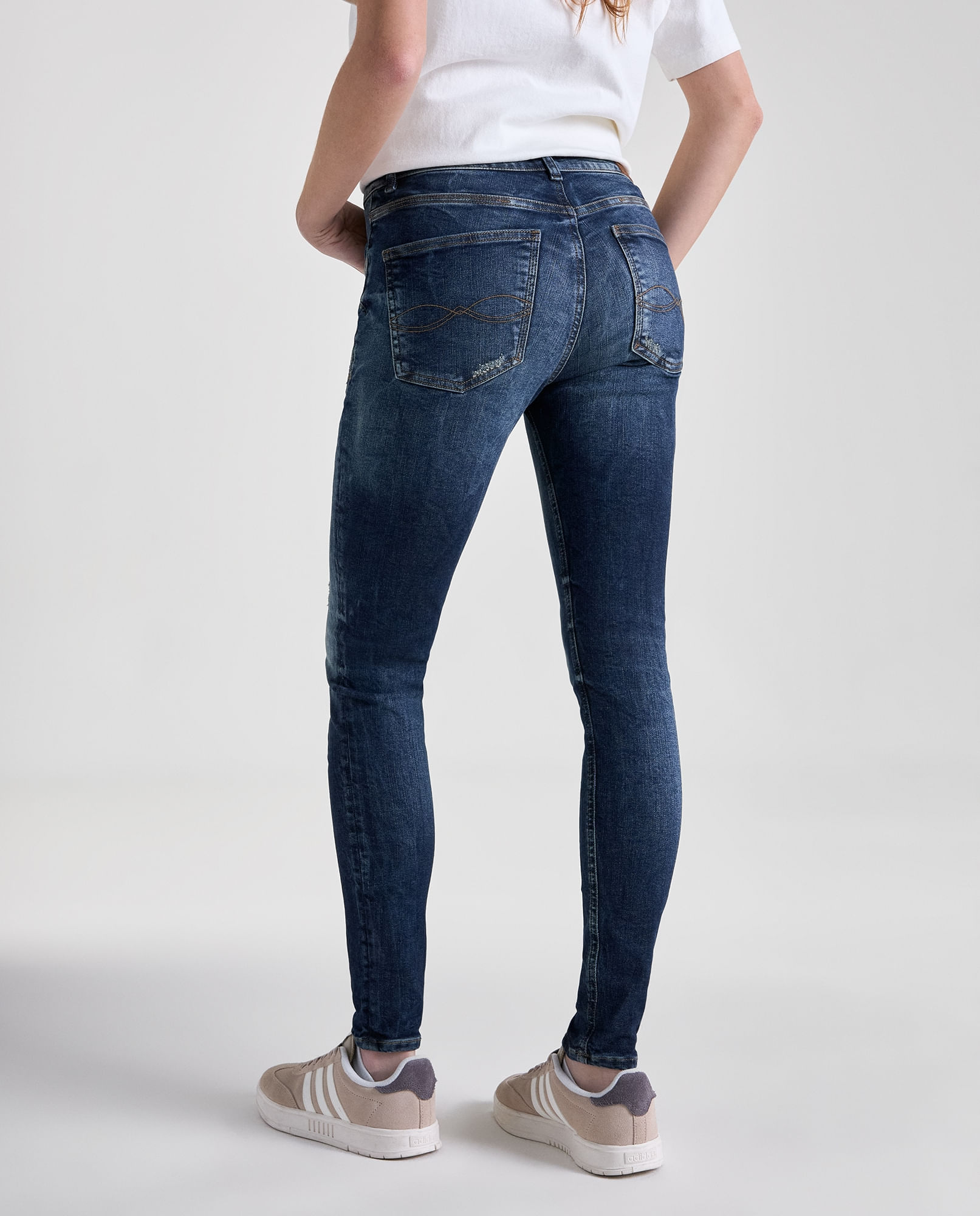 image-0b3a805d8c7d466fa1136712de6033f9