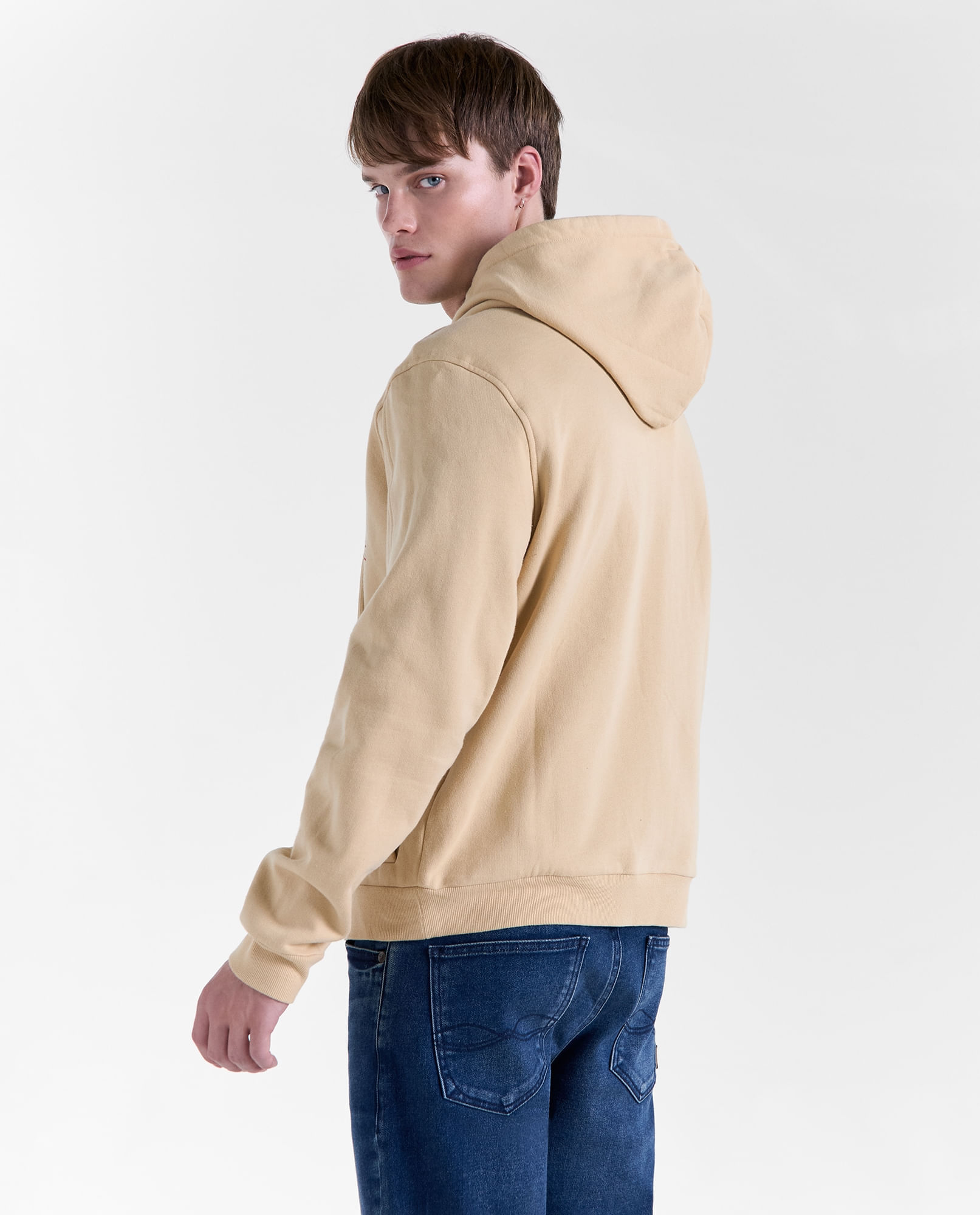 image-8eb7be95753947e2a34b65fac7b2cd23