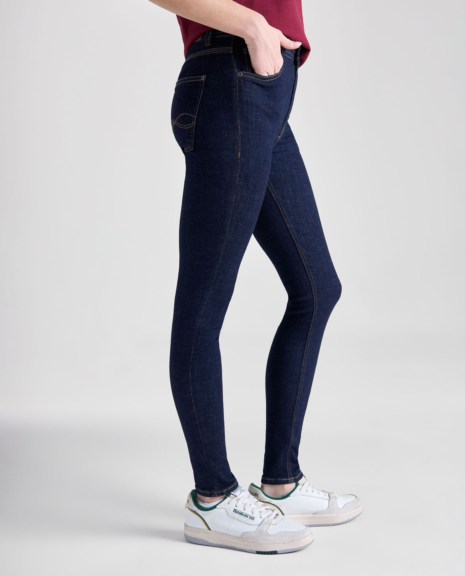 image-aacc460bbadf4e63bb0605b862234401