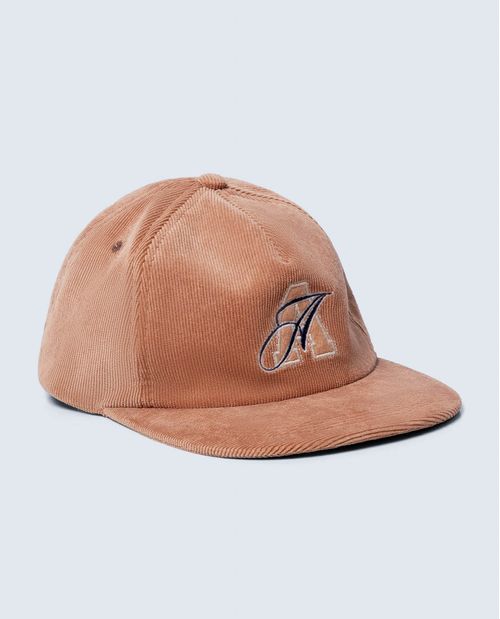 Gorra fit poliéster bordado inicial grande