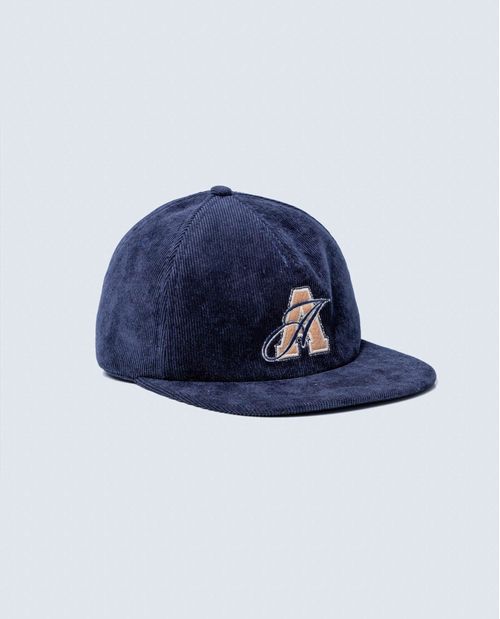 Gorra fit poliéster bordado inicial grande