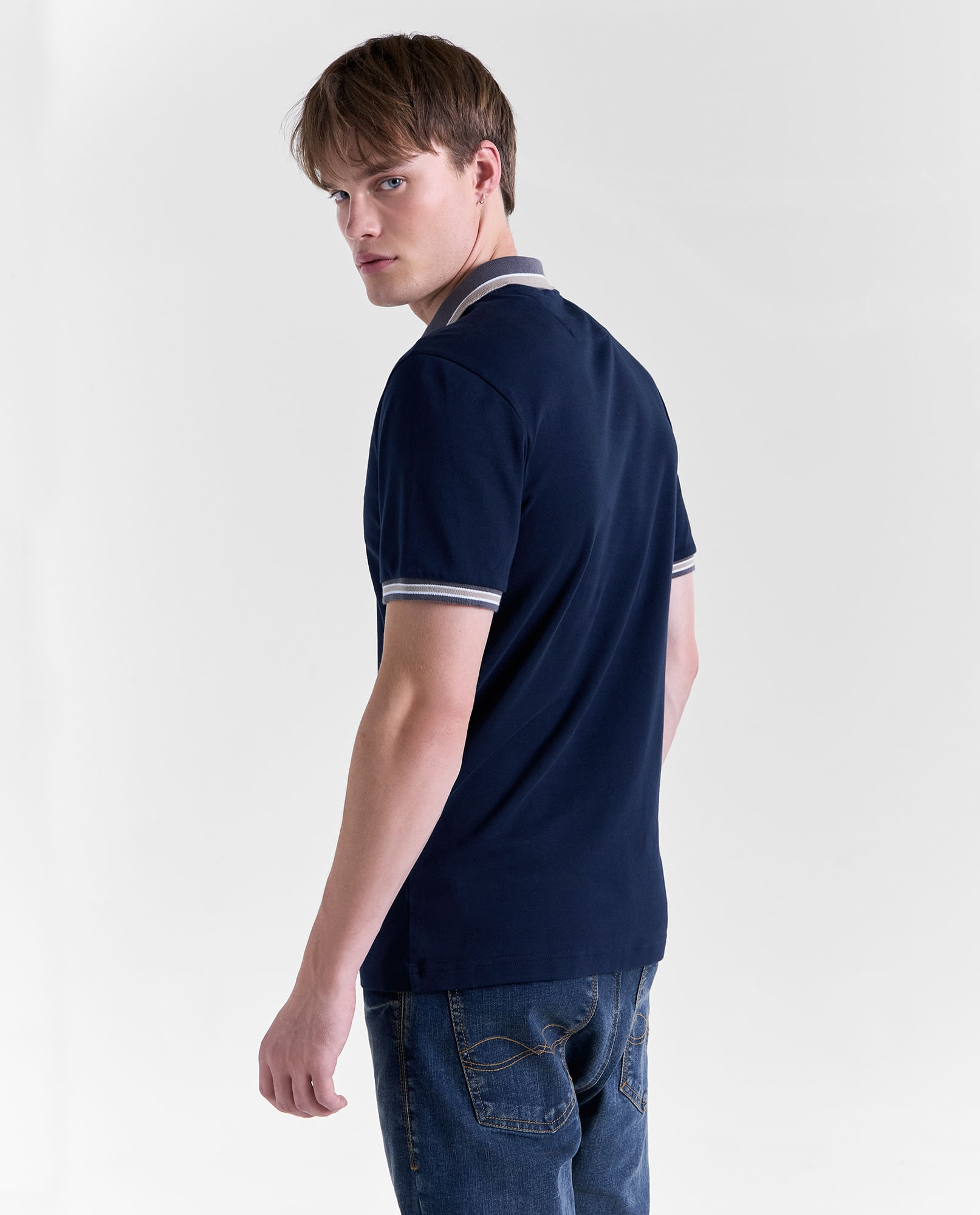 image-106aa6a0079a419baeb2fe6da9c69b96