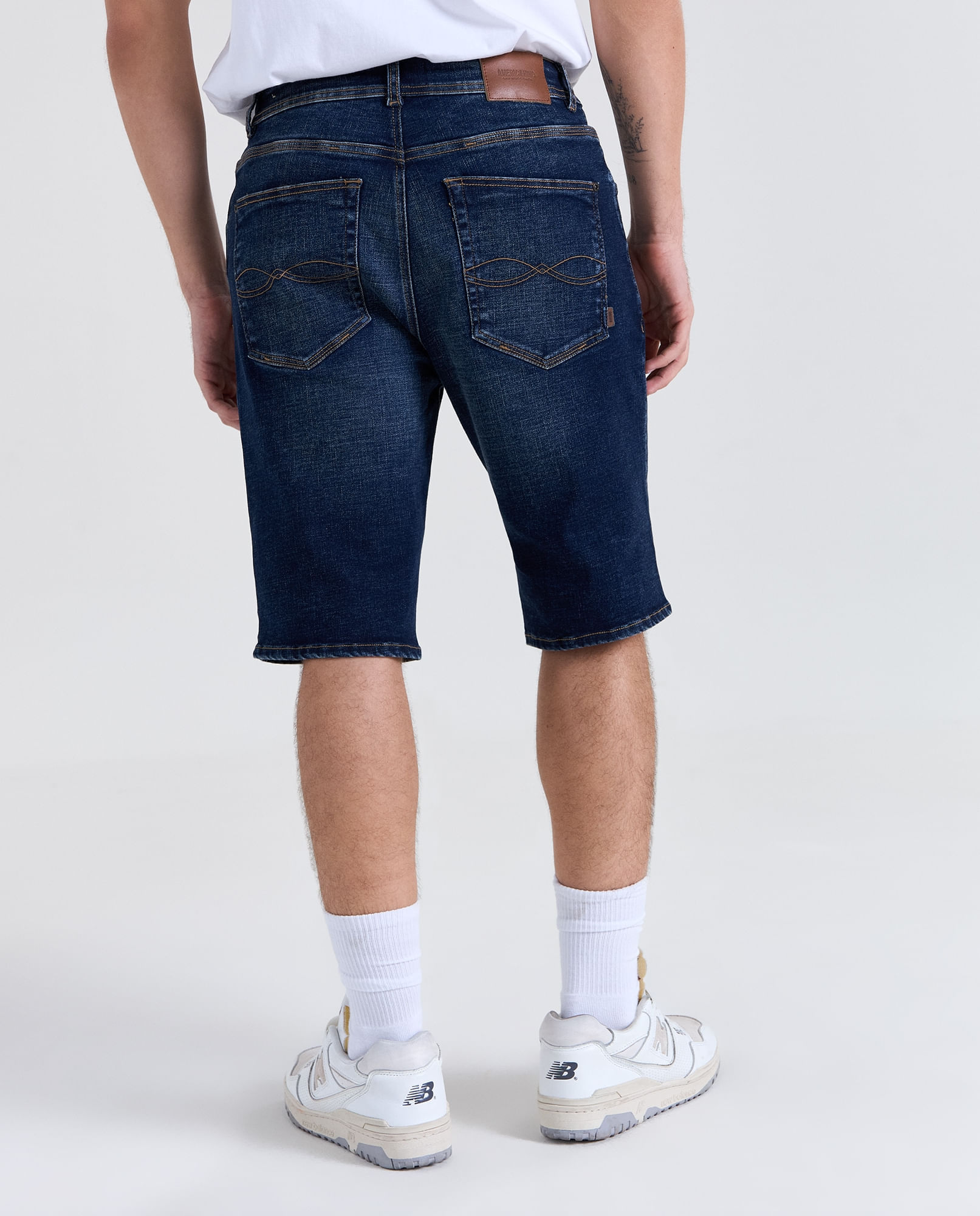 image-0291dd0866d742faad2fdf05bfb1a333