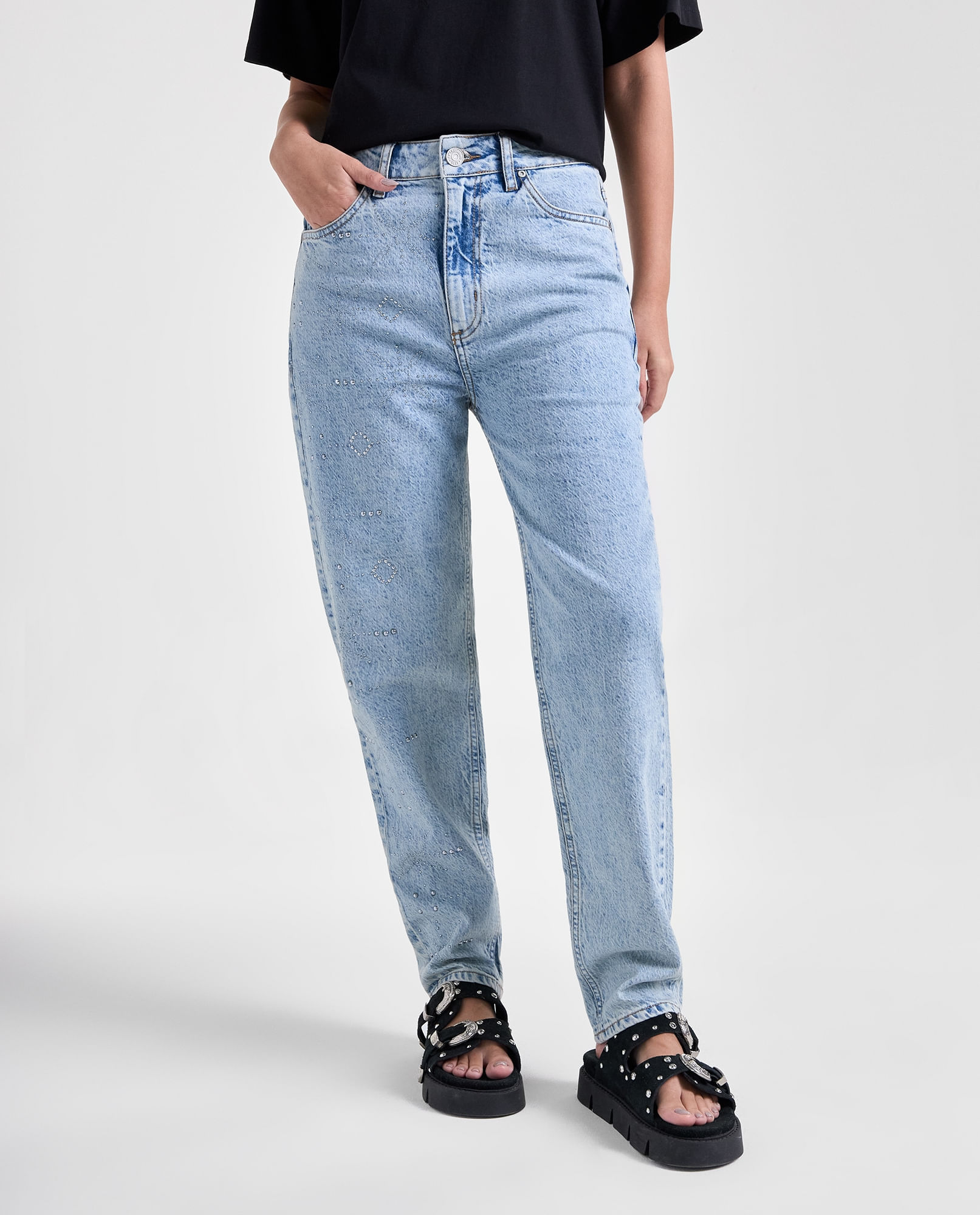 image-82ad056bc0e54e53abca4e2631e7e97f