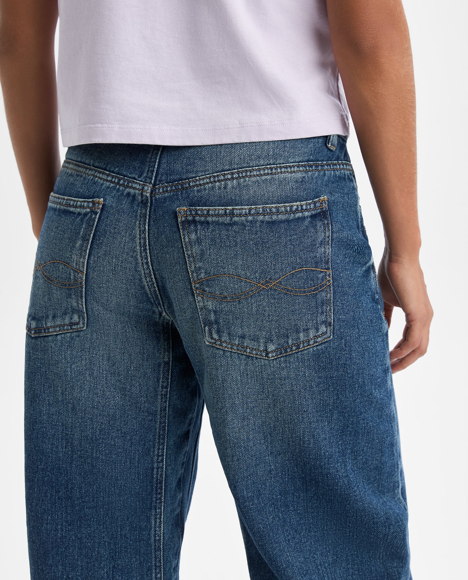 image-2bf6f5a33a254203a6550e3f6a28d56f