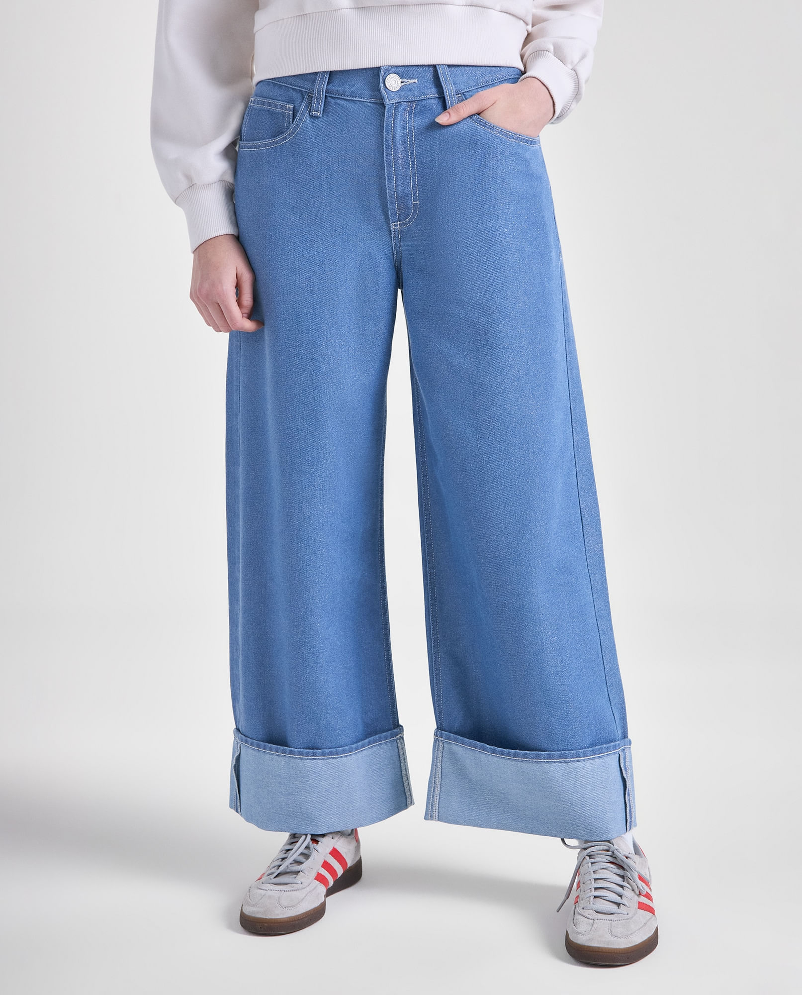 image-25a7400a2bc14cefb44ceb4e017686de