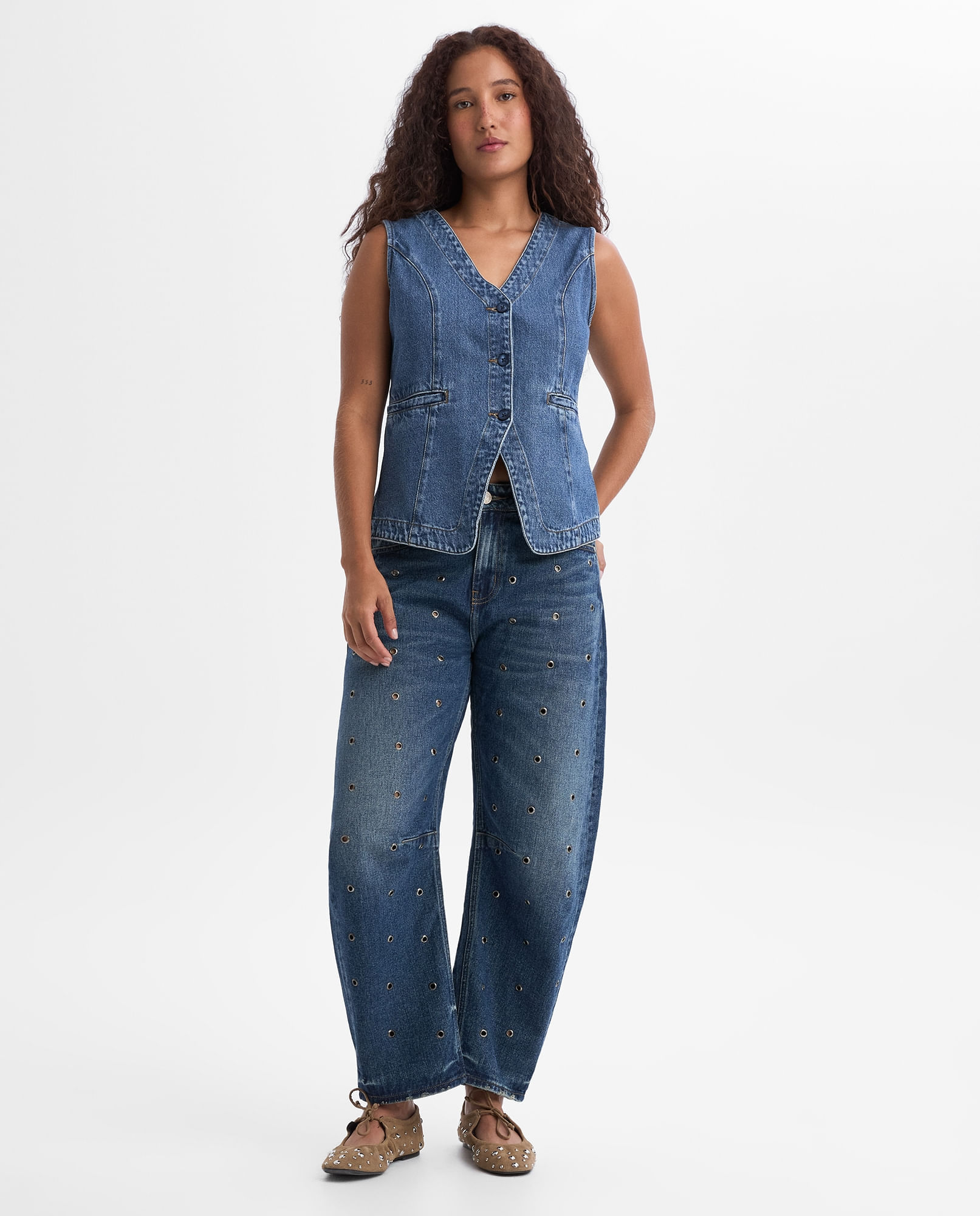 image-c0a2d17f49c34d17bb51731fcb0ad1ec