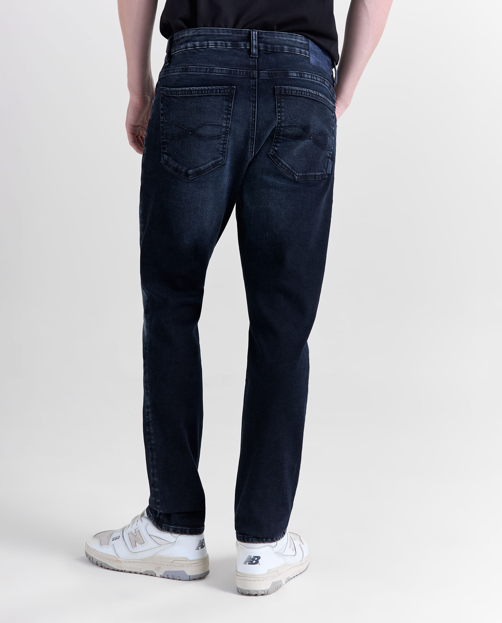 image-b3baae5fd9734803bbbf240d02103d20