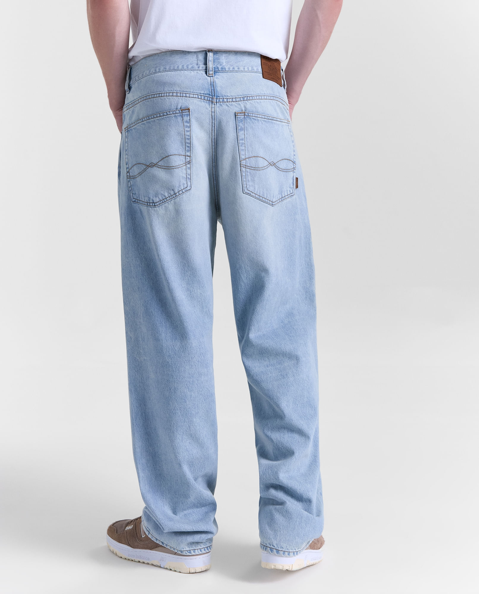 image-8f5f11faa0e545d59ec1f80f93f21771